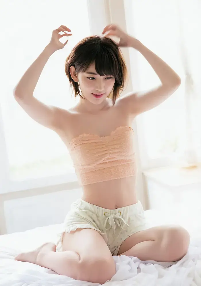 【宮脇咲良の高画質エロ画像133枚】元IZ*ONE・AKB・HKTメンバーのお宝水着グラビア 46th image