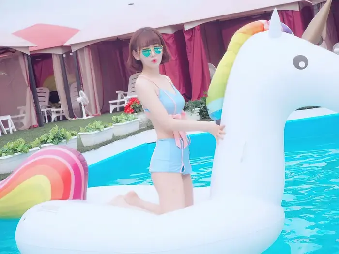 【宮脇咲良の高画質エロ画像133枚】元IZ*ONE・AKB・HKTメンバーのお宝水着グラビア 61th image