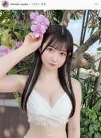 Beautiful girl idol Ayaka Ichinomiya troubles fans with bikini shots that shine with white skinThe image of WW style outstanding swimsuit is very popular!