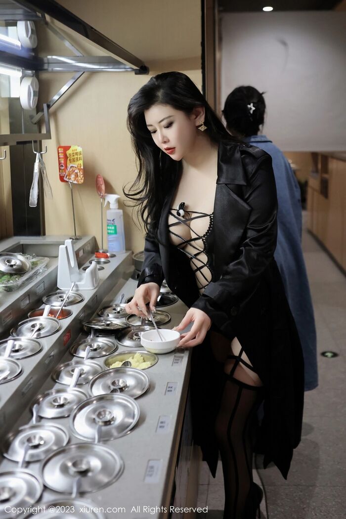 XiuRen第6333期_模特王婉悠Queen性感黑色轻透薄纱情趣服秀丰满身資料诱惑Photo 104P 28th image