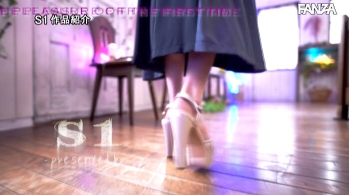 Seika Ito Mysterious beautiful girl comes for the first time in her life 20th image