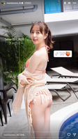 [Swimsuit image] Former HKT48 Madoka Moriyasu suddenly releases the other cut of ww's latest photo book "Lotus" with a beautiful ass that is too naughty, and fans are delighted!