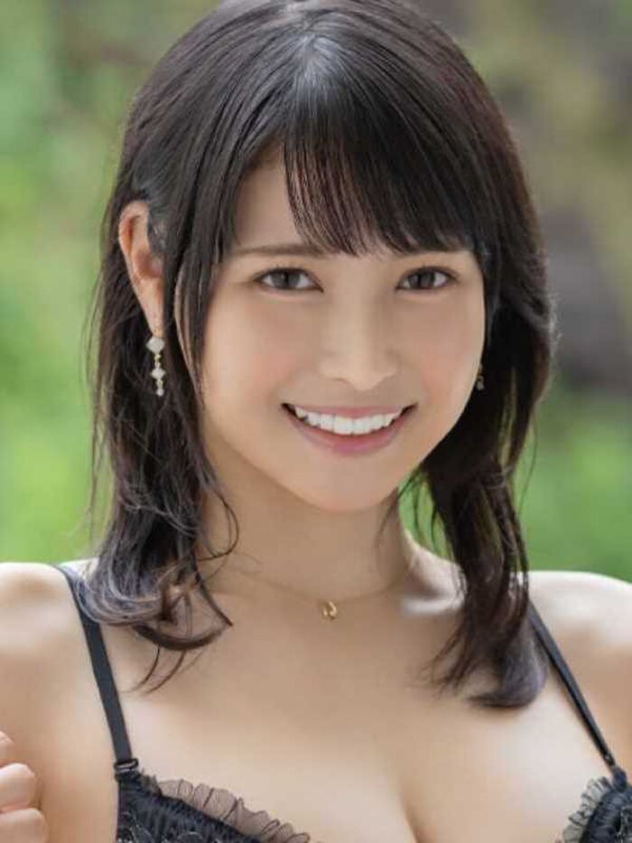 Karen Yagami slim beauty sex image with abs constriction body 14th image
