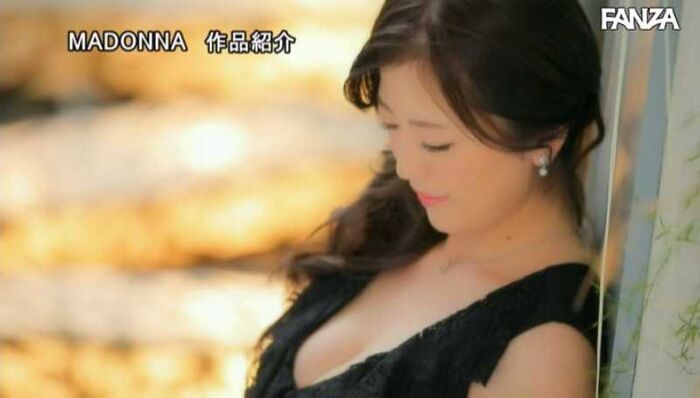 Rinriko Kinoshita Sex image of a simple housewife shining lewdly 29th image