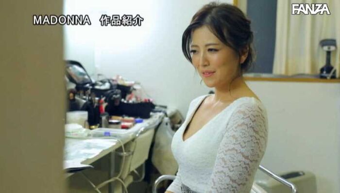 Rinriko Kinoshita Sex image of a simple housewife shining lewdly 49th image