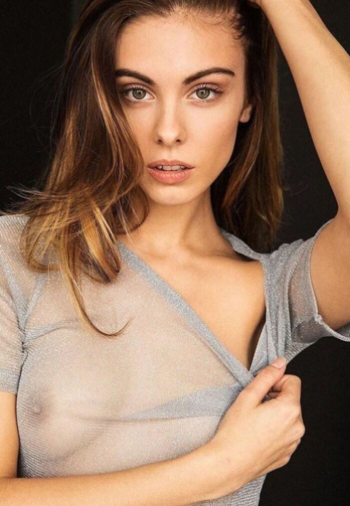 Alien braless image!! 120 photos of white beauties with transparent nipples 14th image