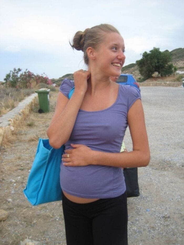 Alien braless image!! 120 photos of white beauties with transparent nipples 24th image