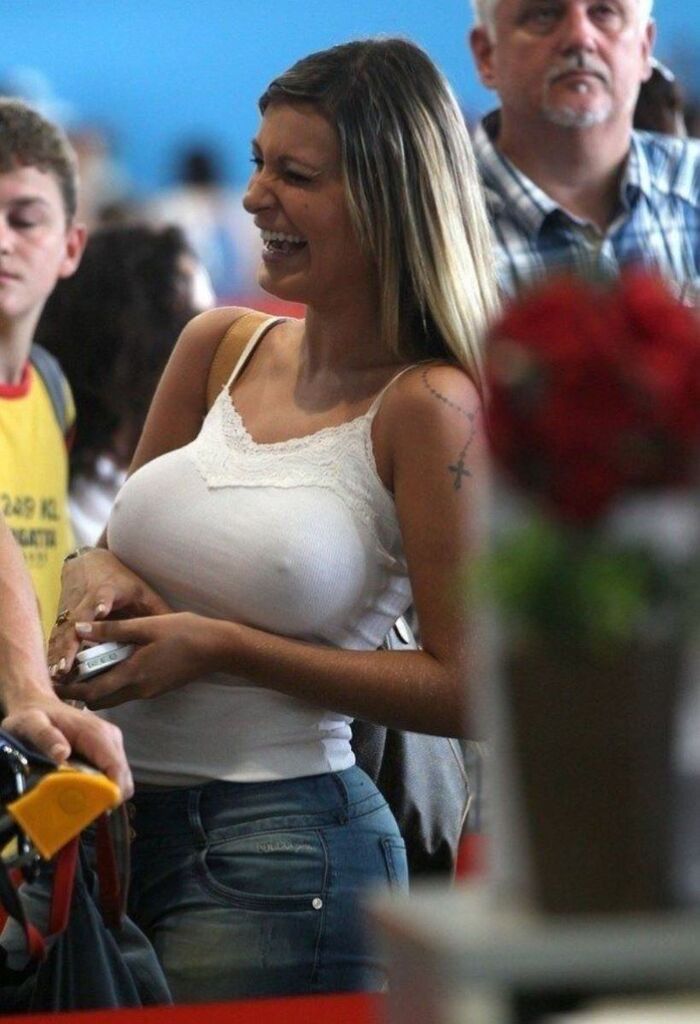Alien braless image!! 120 photos of white beauties with transparent nipples 43th image