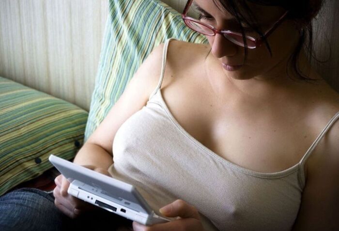 Alien braless image!! 120 photos of white beauties with transparent nipples 63th image