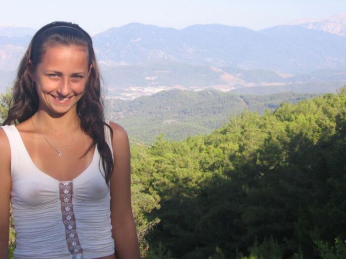Alien braless image!! 120 photos of white beauties with transparent nipples 86th image
