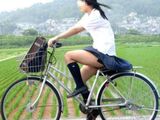 Miniskirt JK image of commuting by bicycle! 140 sheets with full thighs visible