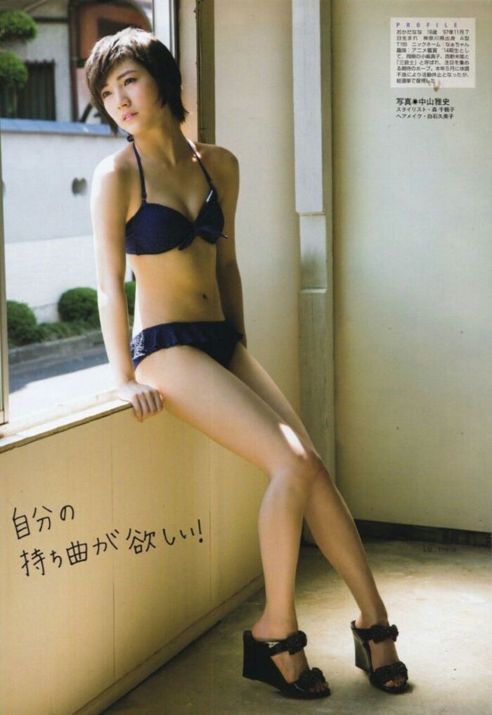 Nana Okada's short hair is a cute swimsuit gravure image 27th image