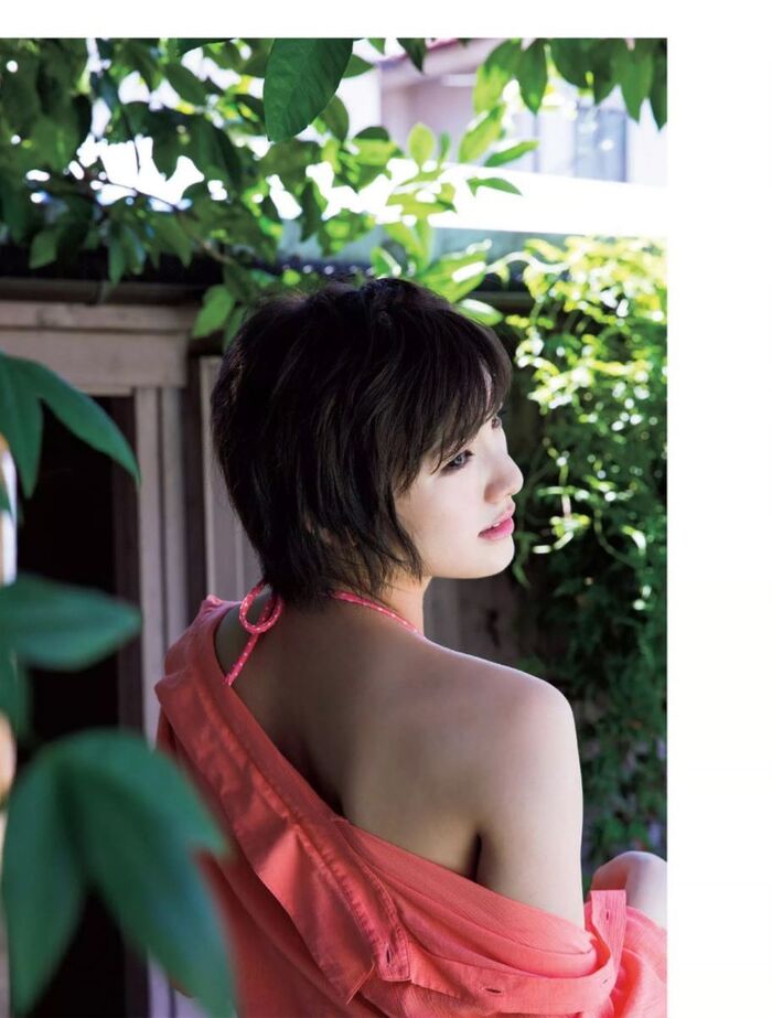 Nana Okada's short hair is a cute swimsuit gravure image 30th image