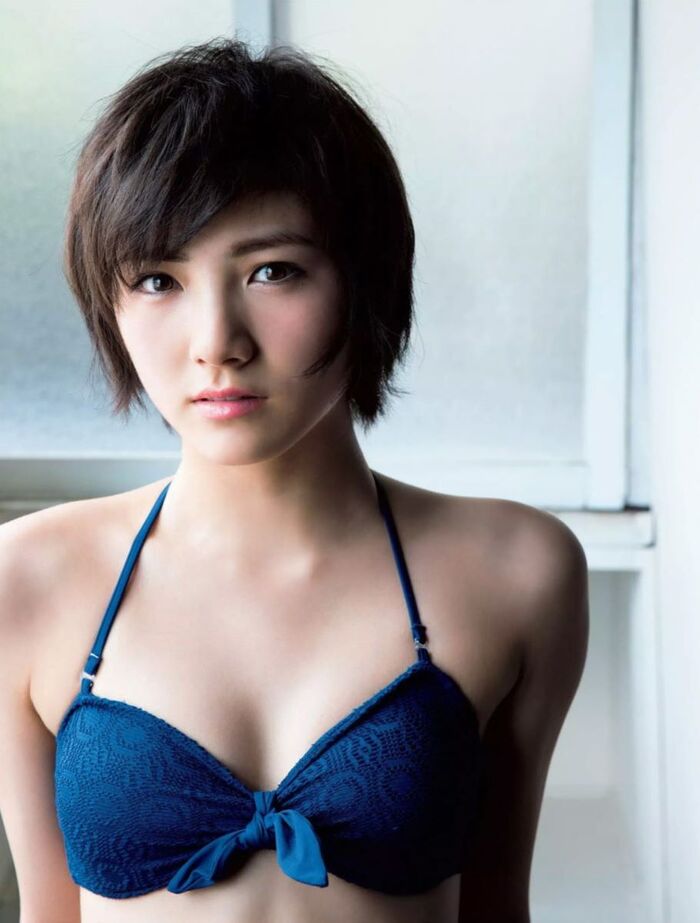 Nana Okada's short hair is a cute swimsuit gravure image 37th image