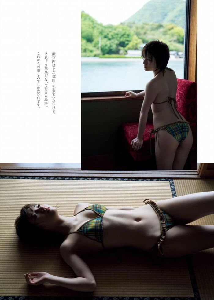 Nana Okada's short hair is a cute swimsuit gravure image 65th image