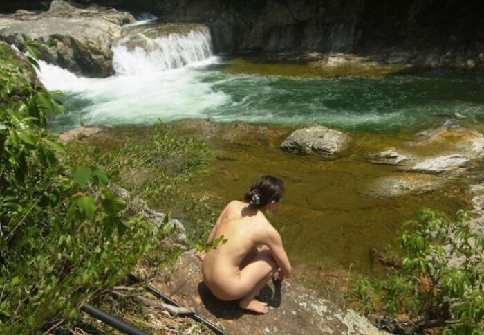 Outdoor exposure image of mature woman wandering around naked by amateur aunt 54th image