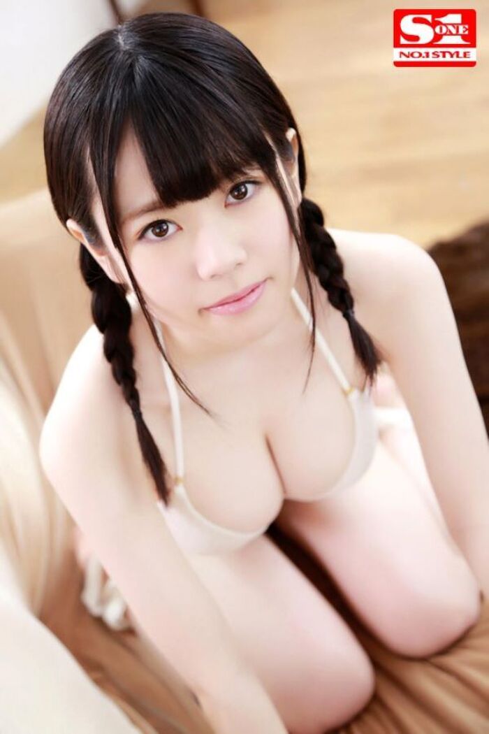 Sakura Mizubi First incontinence and flood latest AV images in menarche 12th image
