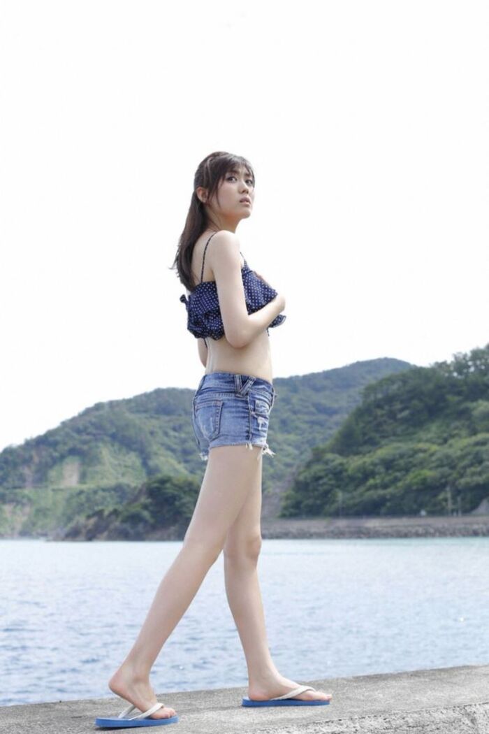 岩崎名美 スタイル抜群な水着グラビア画像 49th image