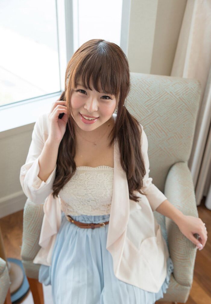 Yuka Kaede SEX image of a shaved girl with a cute face 5th image