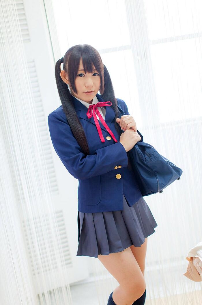 ツインテールの無毛少女・小西まりえコスプレ画像 5th image