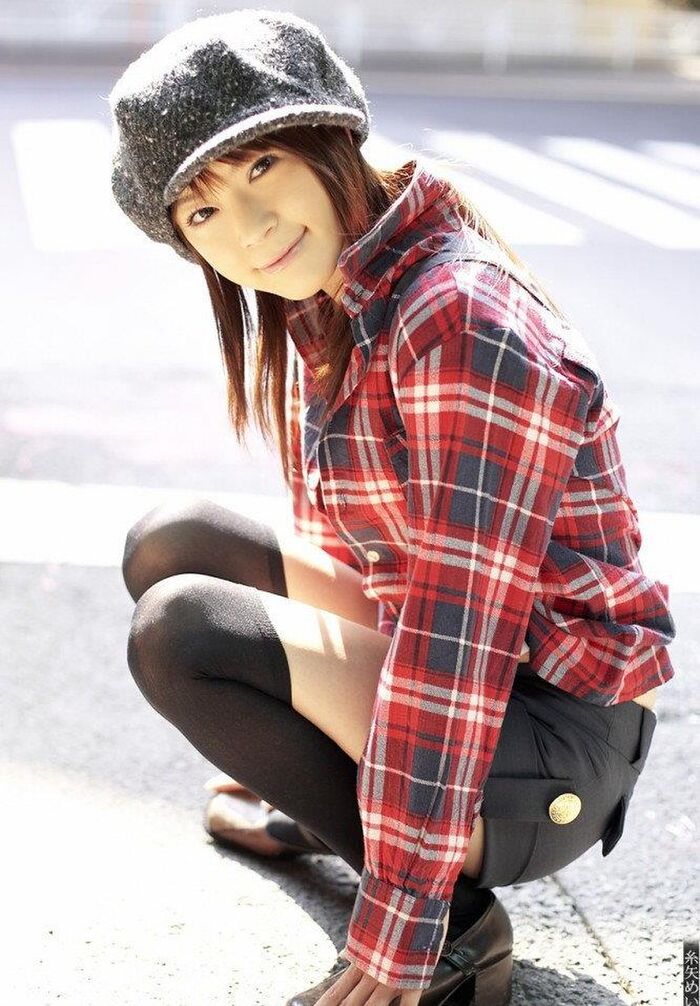 Mei Itoya of a high school girl in glasses is an erotic cute nude image 18th image