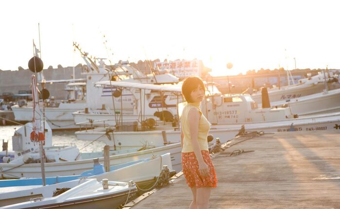 Beautiful big nude image of Saki Okuda exposing outdoors on a southern island 8th image