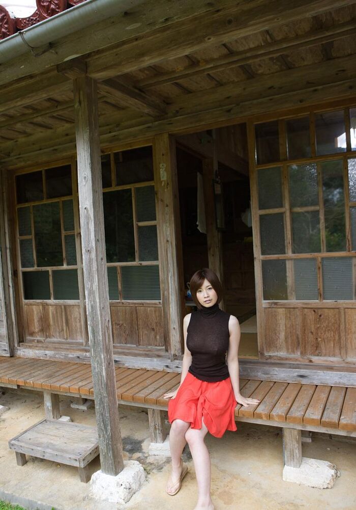 Beautiful big nude image of Saki Okuda exposing outdoors on a southern island 84th image