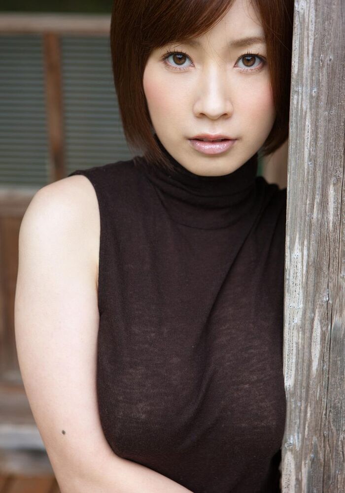 Beautiful big nude image of Saki Okuda exposing outdoors on a southern island 85th image