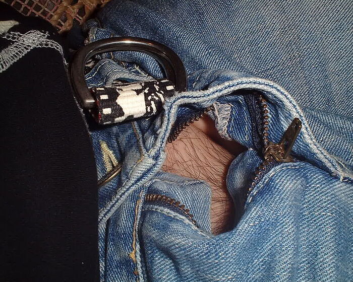 Panchira with chuck open 42 erotic images! I put together the pants that can be seen through the gap in the zipper! !! 17th image