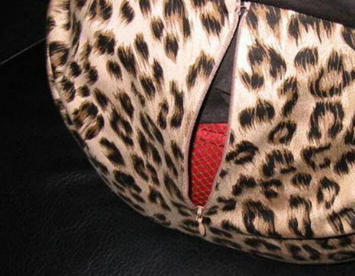 Panchira with chuck open 42 erotic images! I put together the pants that can be seen through the gap in the zipper! !! 6th image