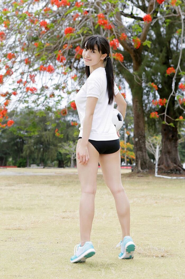 High-leg competitive swimsuit is erotic cute Seiko Takasaki gravure image 56th image