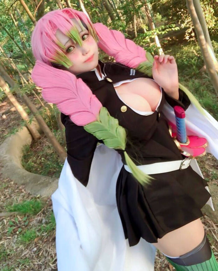 'Demon Slayer' female character cosplay erotic image 62th image