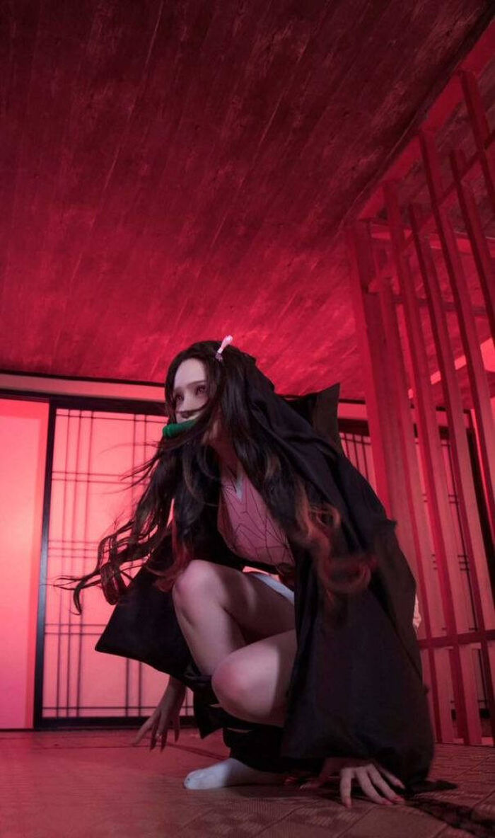 'Demon Slayer' female character cosplay erotic image 8th image