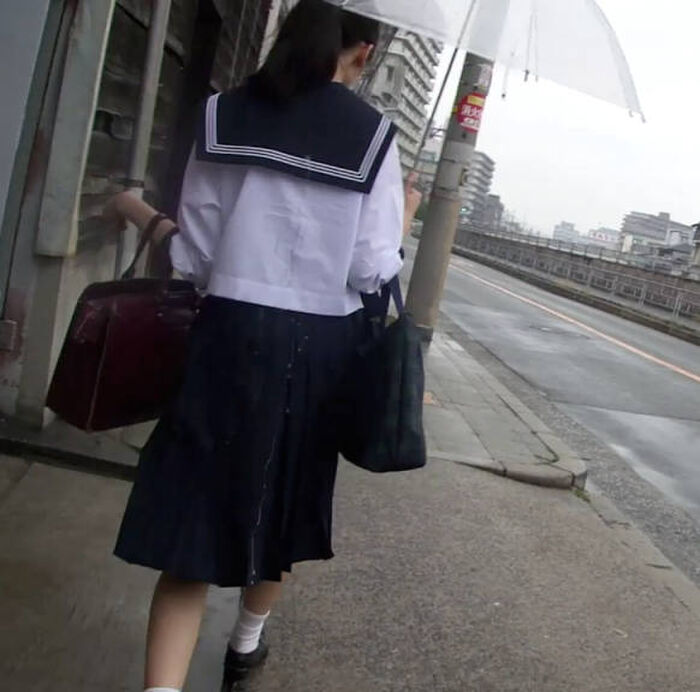 スカートに精子ぶっかけられたエロ画像 54th image