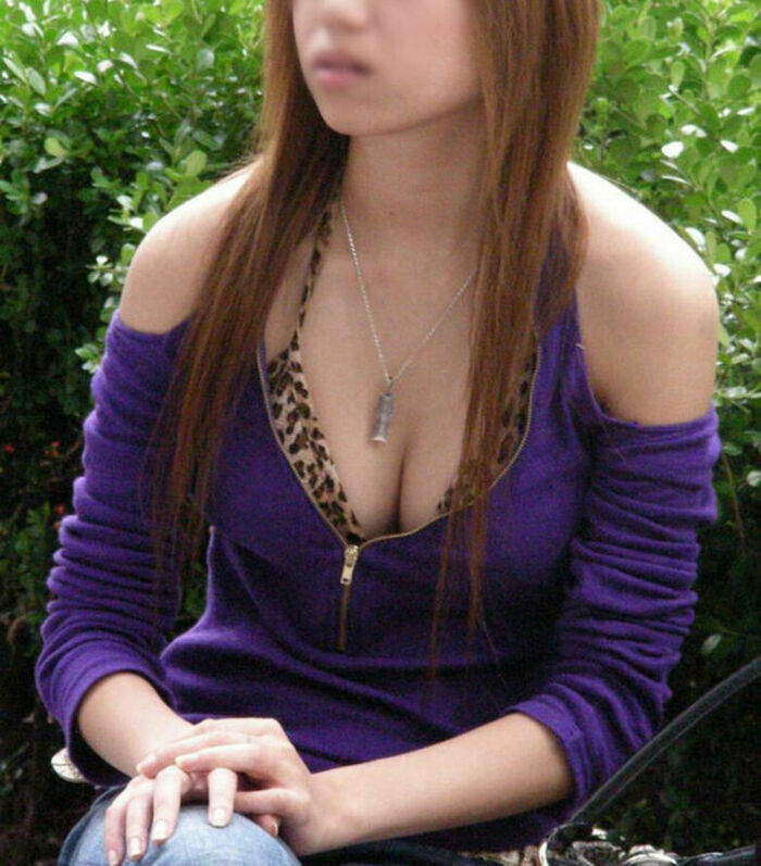 Brachira 73 erotic moving images! Big breasts bra and nipples that looked like an amateur Beautiful breasts happening is erotic and comes out! !! 58th image