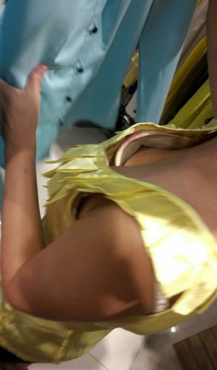 Brachira 73 erotic moving images! Big breasts bra and nipples that looked like an amateur Beautiful breasts happening is erotic and comes out! !! 60th image