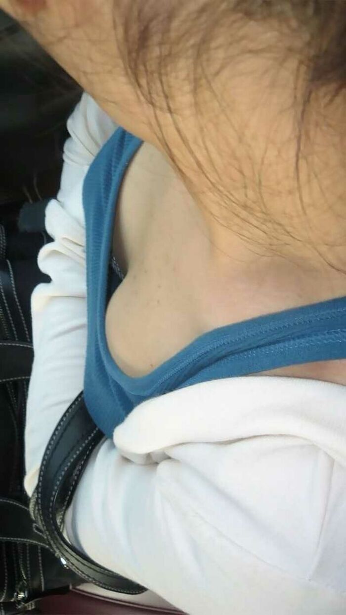 Brachira 73 erotic moving images! Big breasts bra and nipples that looked like an amateur Beautiful breasts happening is erotic and comes out! !! 8th image