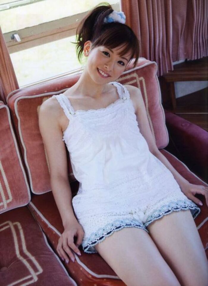 Aiko Minato 72 erotic moving images! Beautiful breasts, treasure pants, thighs, gravure is sexy and erotic! !! 64th image