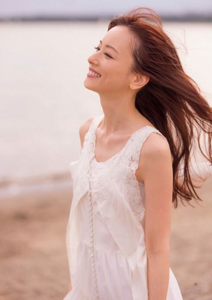 Aiko Minato 72 erotic moving images! Beautiful breasts, treasure pants, thighs, gravure is sexy and erotic! !! 7th image