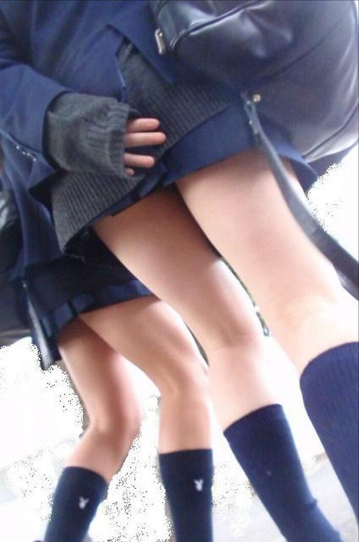 38 JK back thigh &amp; panchira images! I put together a list of pants that look like bare legs and thighs! !! 2th image