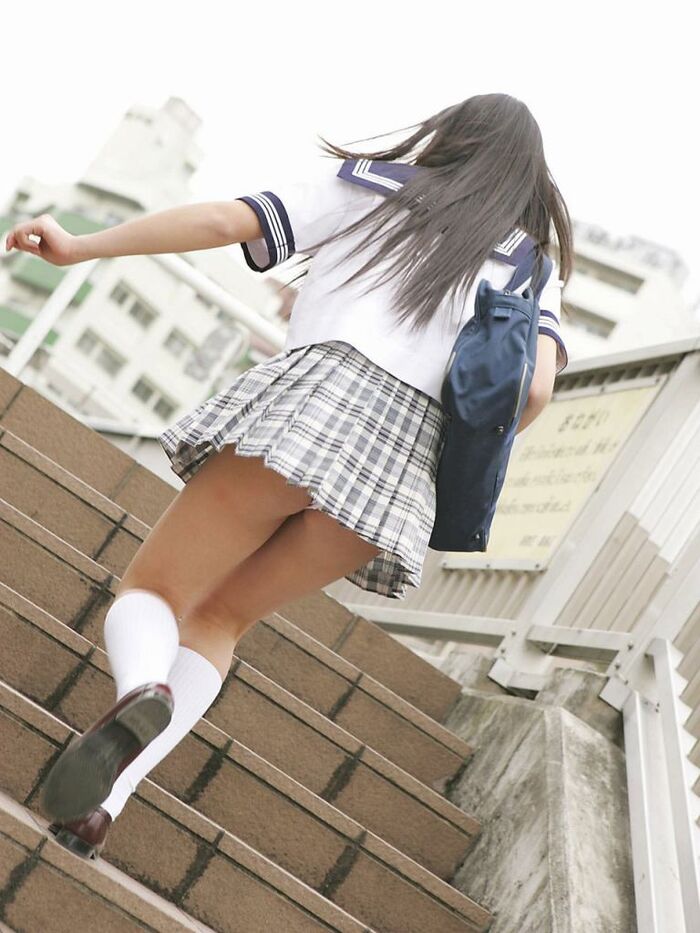 38 JK back thigh &amp; panchira images! I put together a list of pants that look like bare legs and thighs! !! 8th image