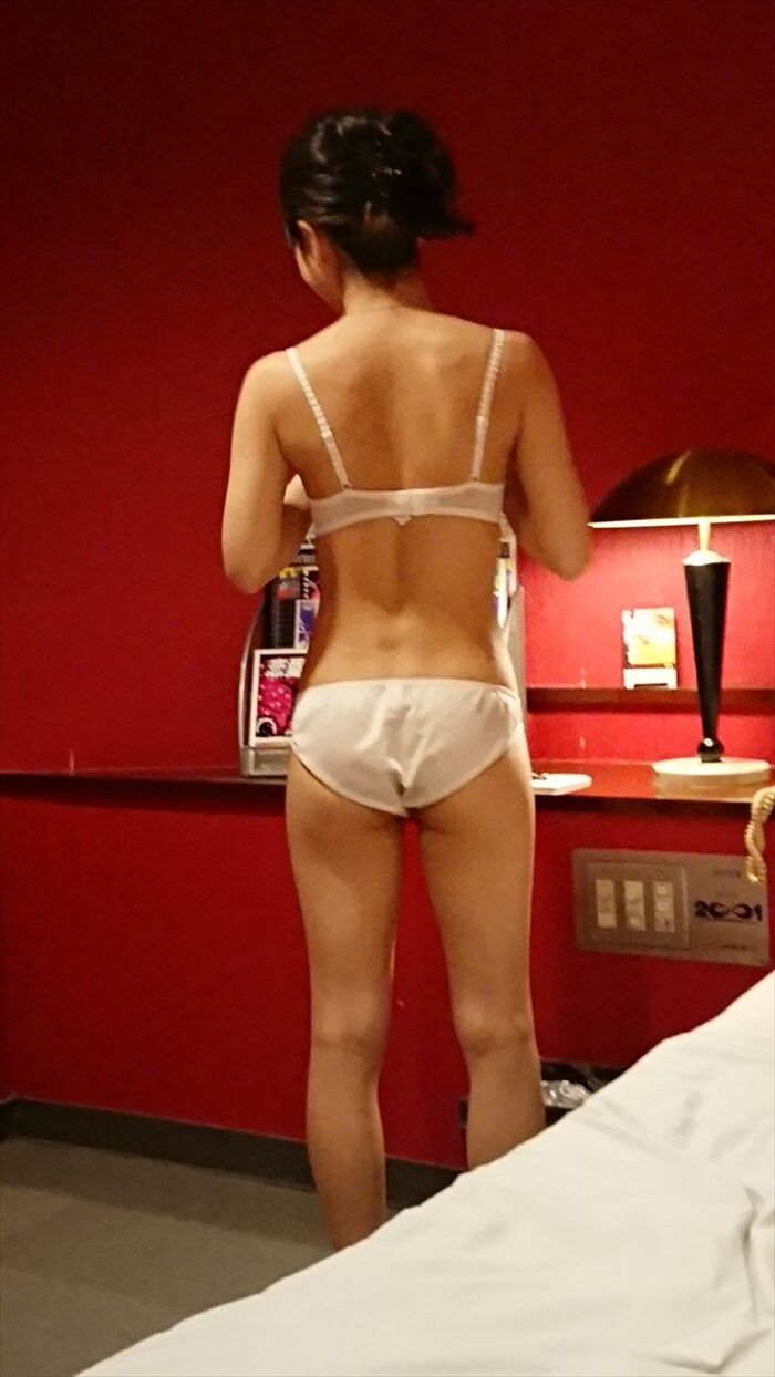 Erotic image unified in white underwear 61th image