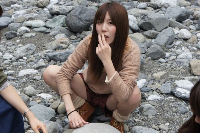 豪快に股を開いてパンチラしているもんだから盗撮を敢行！！！！ 23th image
