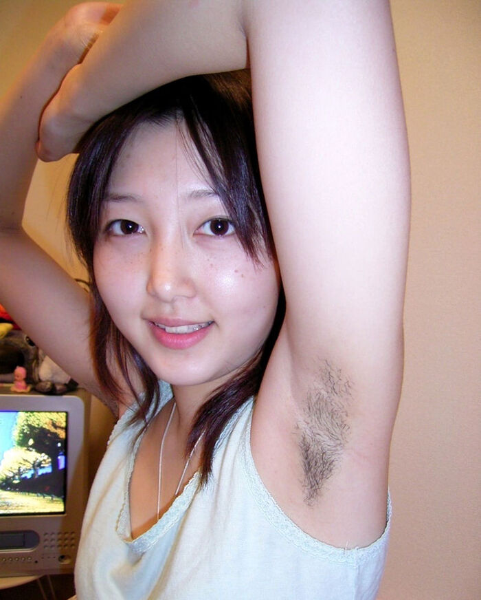 美女のワキ毛にギャップ萌えするエロ画像 35th image