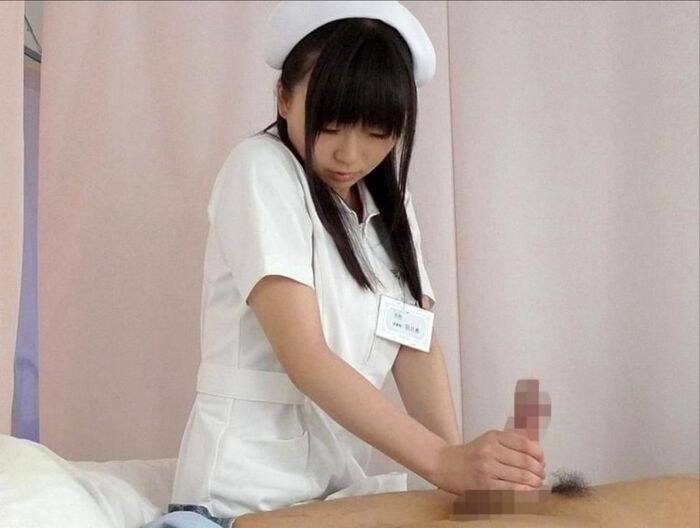 【3D】40 erotic images of a beautiful older sister who blames with a 24th image