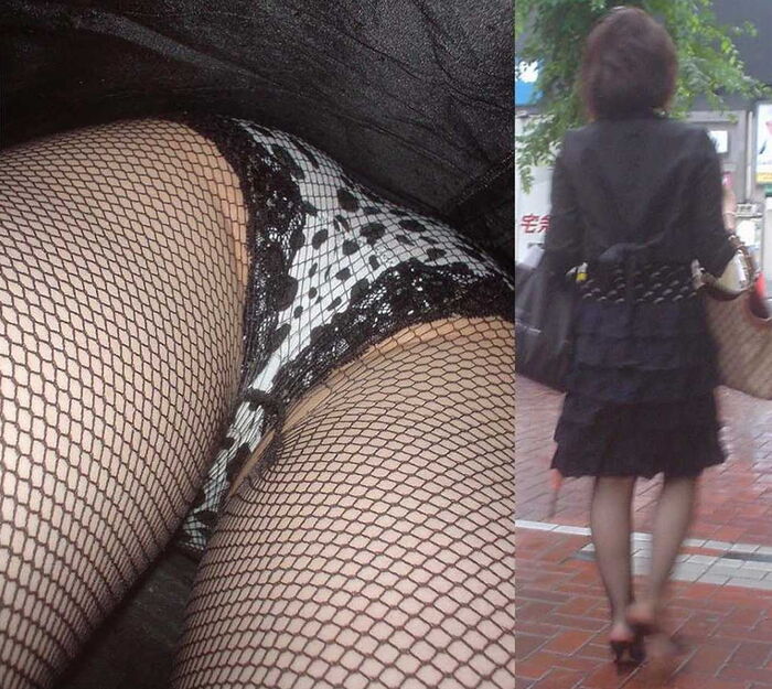 [Upside down shooting] The eroticism of raw thighs &amp; fishnet stockings is abnormal 35 photos 31th image