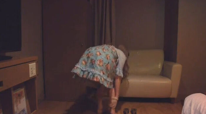 College girl pantyhose pantyhose off panty shot video 26th image