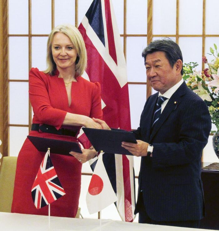 Image: Britain's new prime minister gets 'big breasts' 19th image