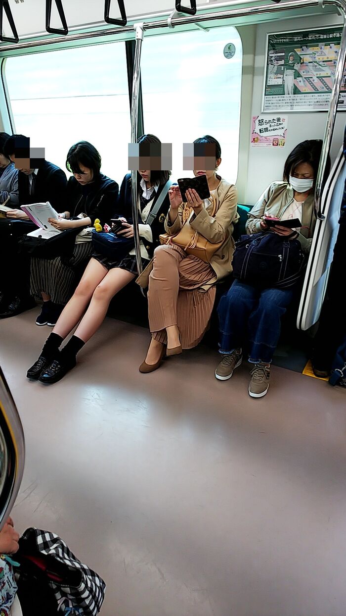 [With images] Why are JK's thighs so thick? 14th image