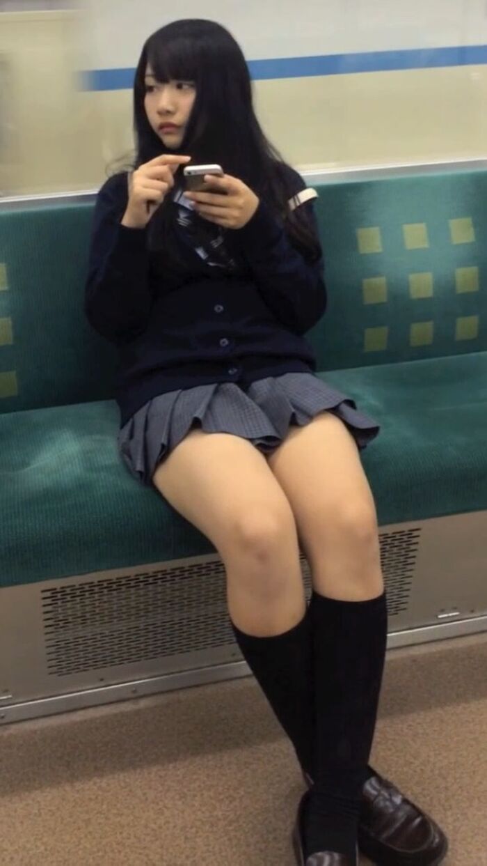 [With images] Why are JK's thighs so thick? 41th image